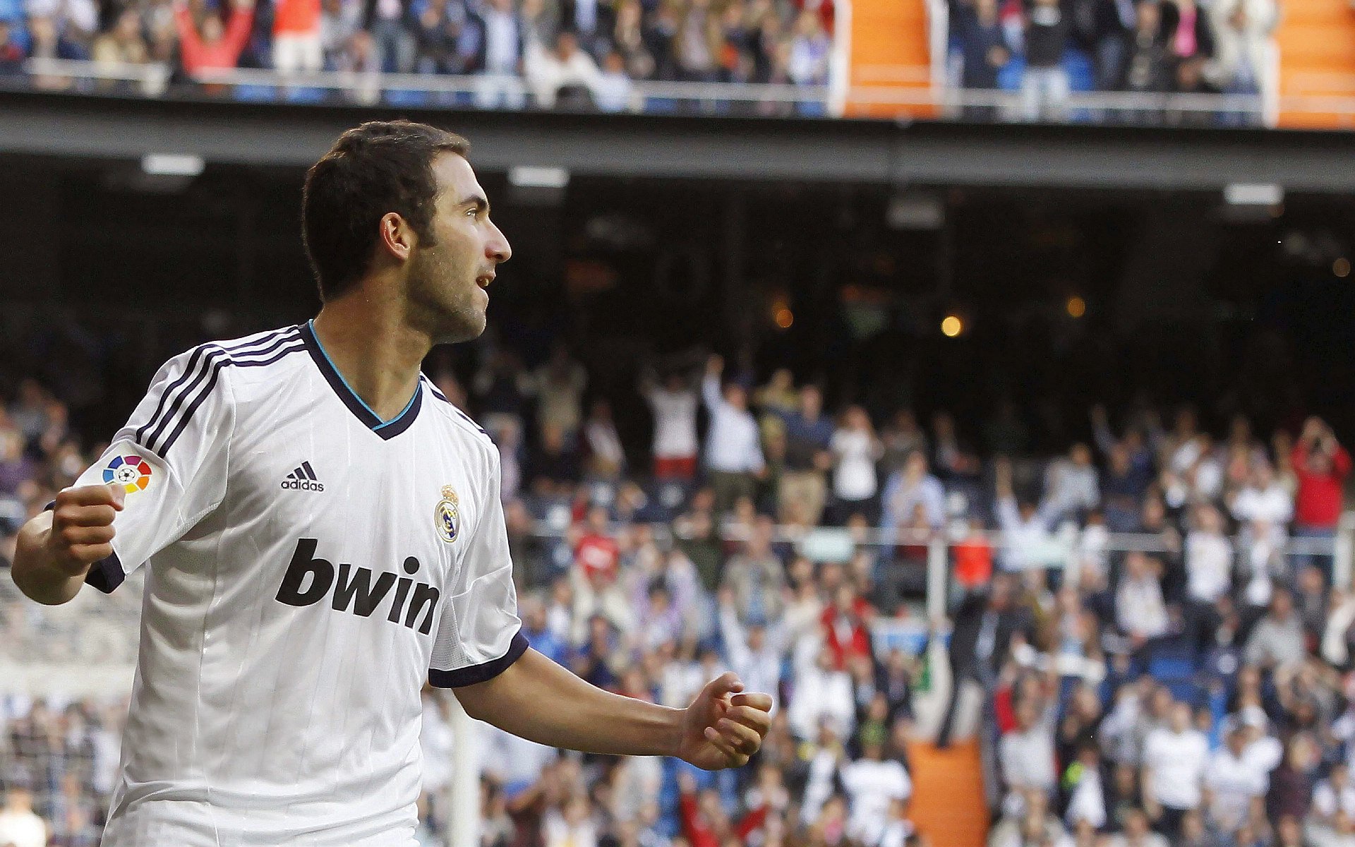 爱游戏首页入口-拉齐奥在最新一场意甲比赛获得胜利，拉齐奥意甲夺冠