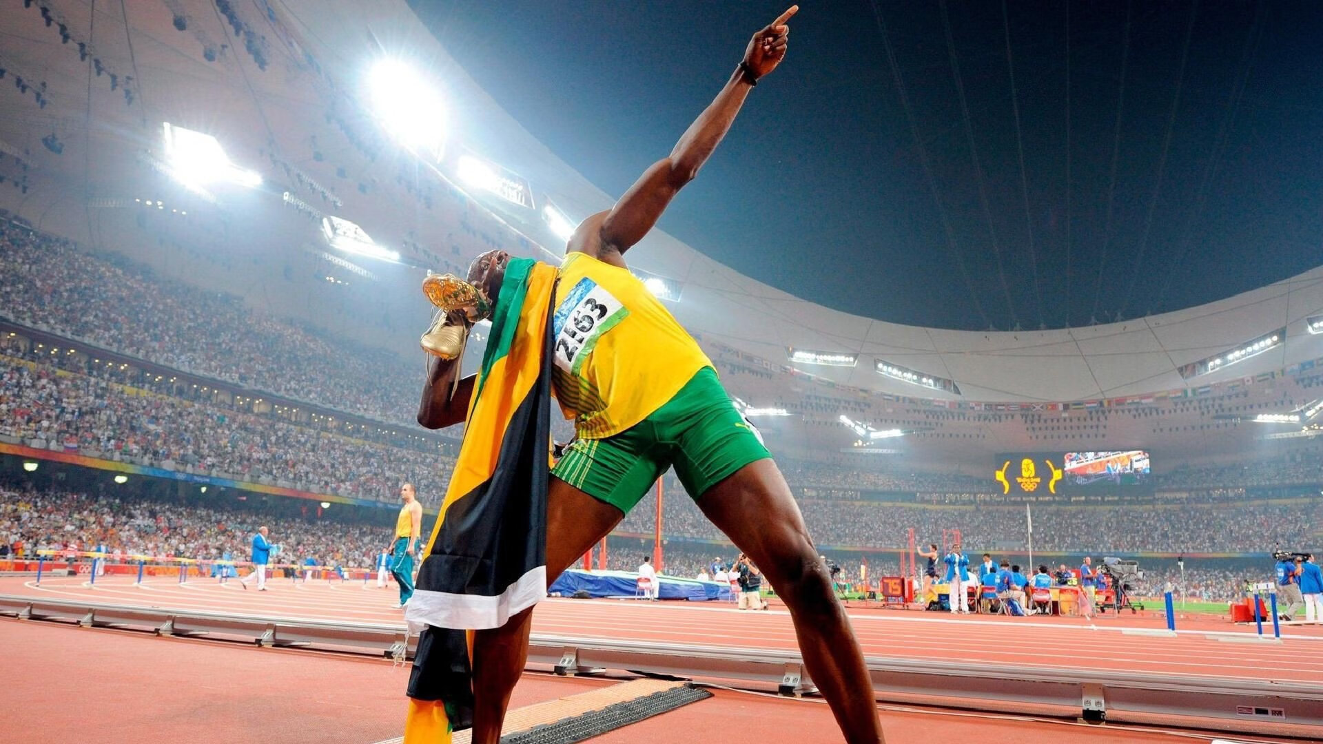 爱游戏官方网站-“德甲高水平对决，场面精彩纷呈”，德甲水平高吗